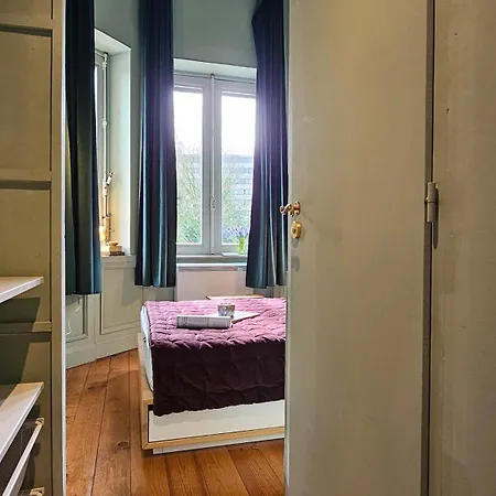 Appartamento Loft Avec Balcon Dans Maison Bourgeoise - Parking Inclus - Emplacement Parfait - Calme - Elegant *
